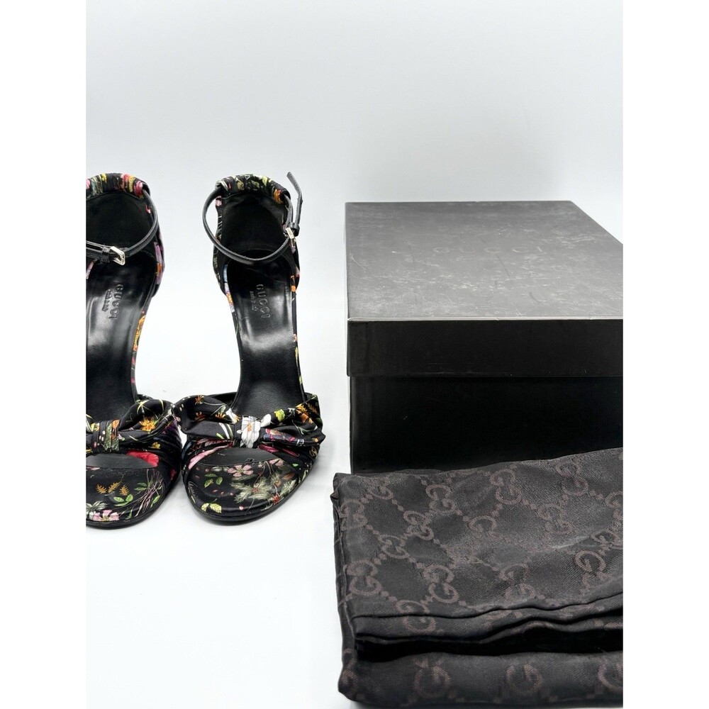 Gucci Black Satin Floral Slingback Heels Peep Toe Bow Accent Size EU 35 - Picture 12 of 12